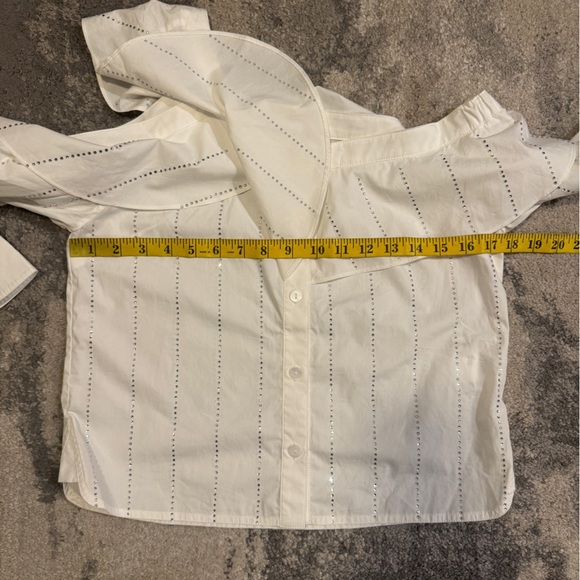 Zhang White Off-Shoulder Women's Top - Picture 8 of 10